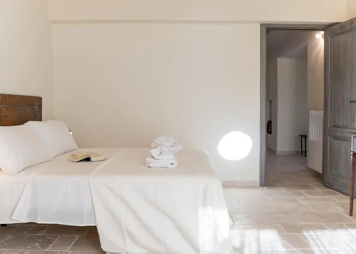 Dimora Donnagnora Villa *